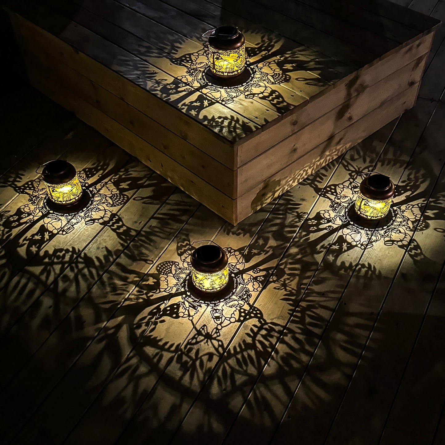 2 Pack Gnomes Solar Lanterns Outdoor Waterproof,Hanging Solar Lights Gnome Gifts for Women Metal LED Decorative Light for Yard,Patio,Lawn,Tabletop,Pathway,Landscape,Garden Gnomes Decor