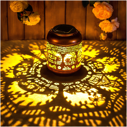 Pig Solar Lanterns Outdoor Waterproof Hanging Solar Lights Pig Gifts for Women Men Mom Metal Decorative LED Outdoor Lanterns for Patio, Lawn, Landscape, Garden Decor, Yard Decorations