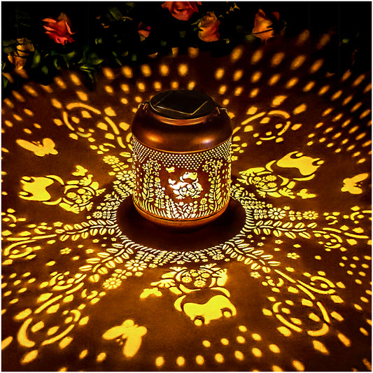 Frog Solar Lanterns Outdoor Waterproof Hanging Solar Lights Frog Gifts for Women Men Mom Metal Decorative LED Outdoor Lanterns for Patio, Lawn, Landscape, Garden Decor, Yard Decorations