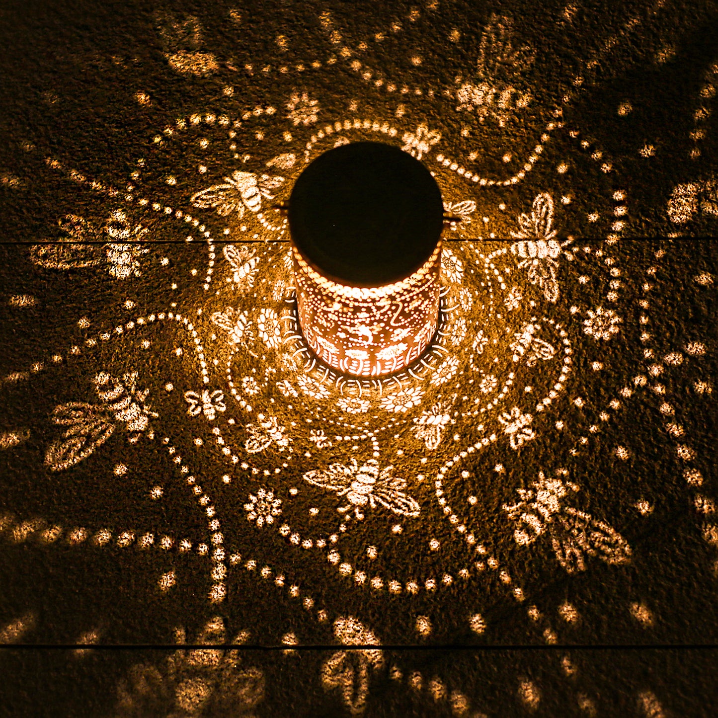 2 Pack Bee Outdoor Solar Hanging Lanterns Waterproof LED Solar Lights Metal Decorative Lanterns for Garden, Patio, Courtyard, Backyard, Yard Decor Unique Bee Gifts for Women Gardening