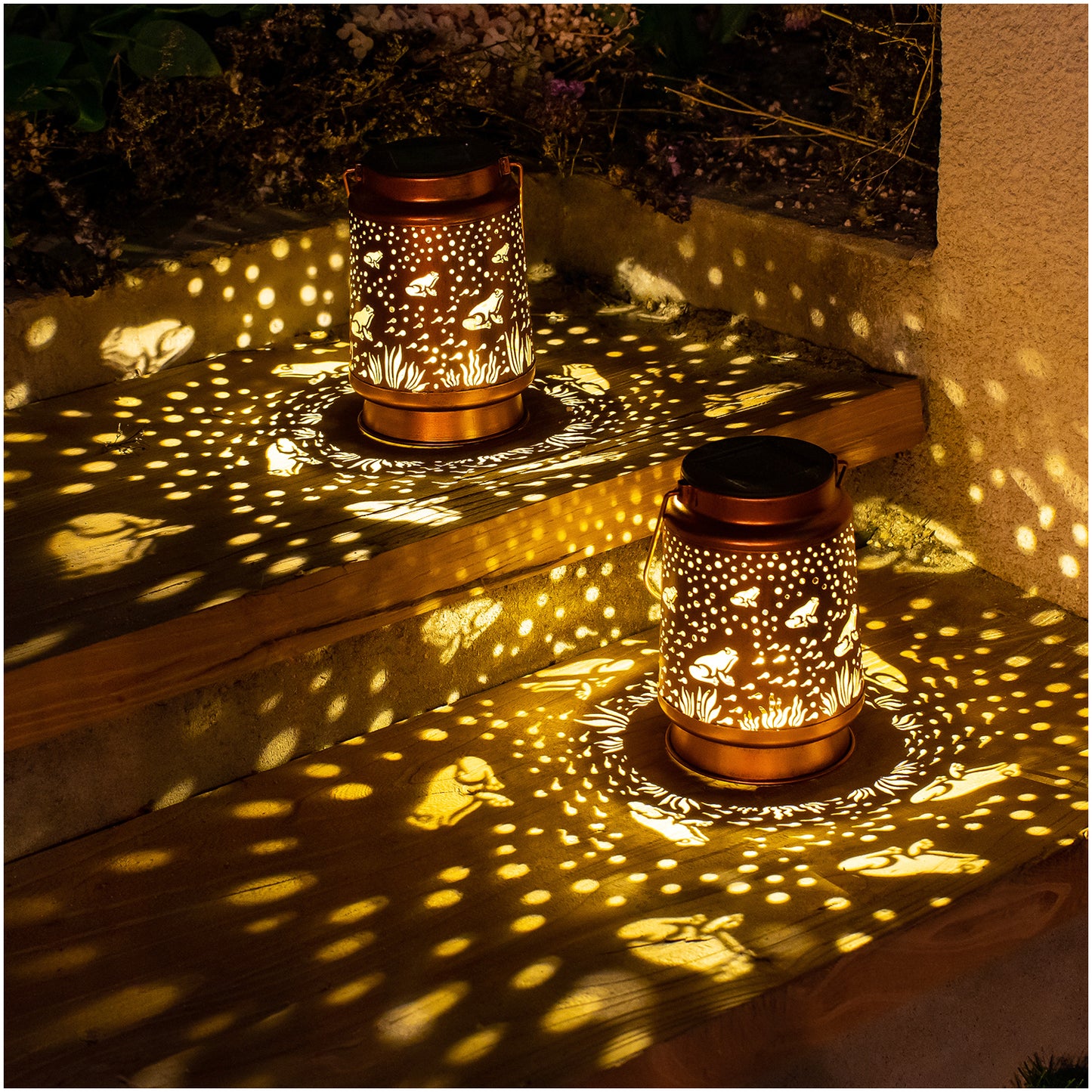 Frog Solar Lanterns Outdoor Waterproof Hanging Solar Lights Frog Gifts for Women Men Metal Decorative LED Frog Lanterns for Garden Decor,Yard,Patio,Lawn,Tabletop,Pathway,Landscape